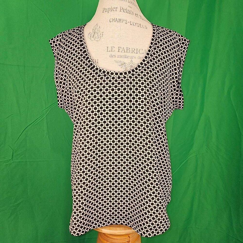 J Crew Factory Womens Black White Geometric Sleeveless Shirt‎ Top Blouse 12